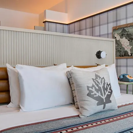 Moxy Banff-3
