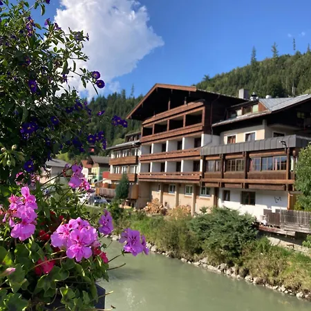 Hotel Lukasmayr-3