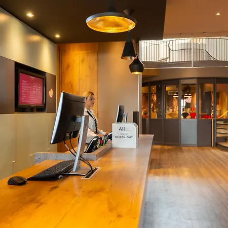 Ibis Strasbourg Centre Gare-2