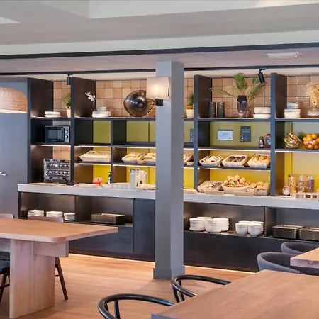 B&B HOTEL Barcelona Mollet-2