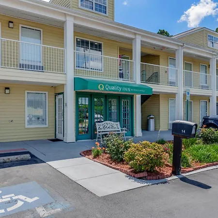 Quality Inn Laurinburg-3