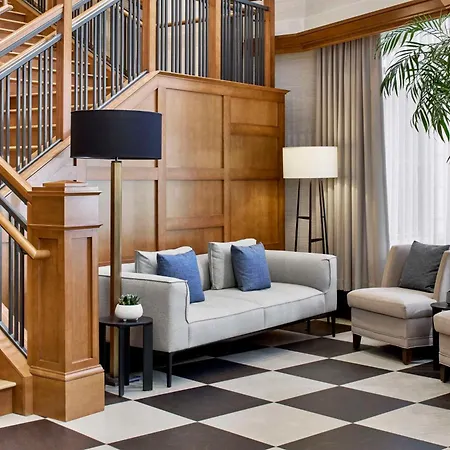Hampton Inn & Suites Saratoga Springs Downtown-2