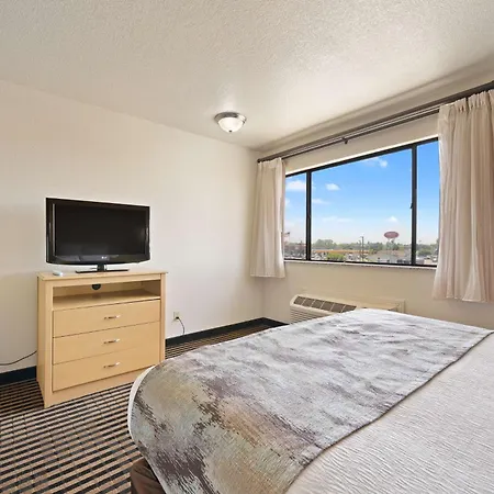 Best Western Plus Executive Inn & Suites-2