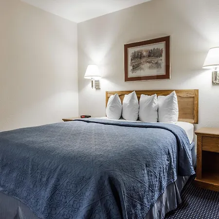 Quality Inn & Suites Goldendale-3