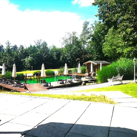 Wellnesshotel Parkschlössl zu Thyrnau-3
