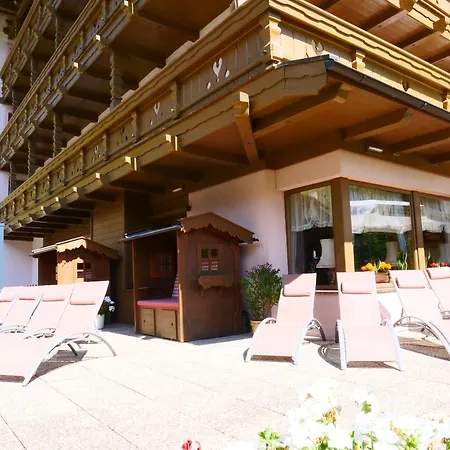 Parkhotel Soelden-3