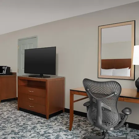 Hilton Garden Inn Hoffman Estates-3
