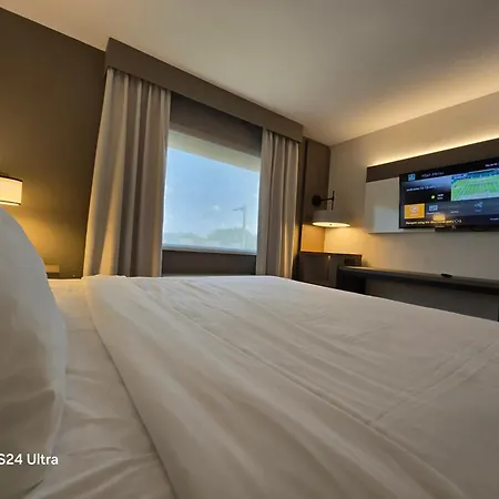 Comfort Inn & Suites Mason City - Clear Lake-2