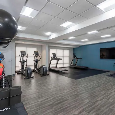 Hampton Inn & Suites Burlington-3