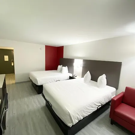 Ramada By Wyndham Tuscaloosa-3