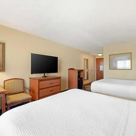 Best Western Plus Mid Nebraska Inn & Suites-2