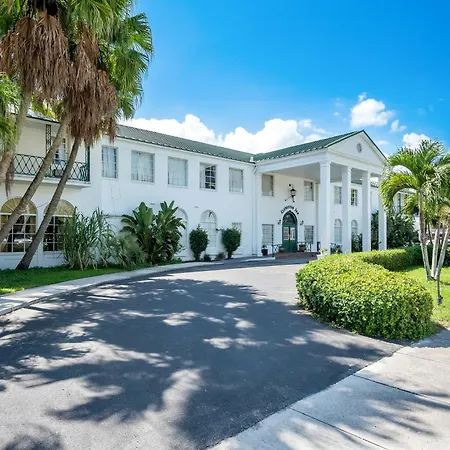 Americas Best Value Inn Historic Clewiston Inn-2