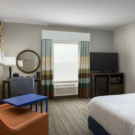 Hampton Inn & Suites Huntsville Research Park Area-2