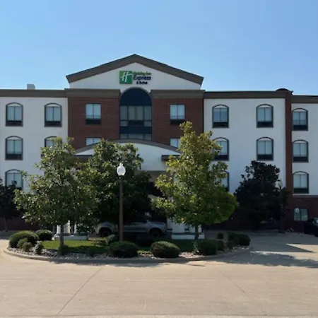 Holiday Inn Express Hotel & Suites Ennis By Ihg-3
