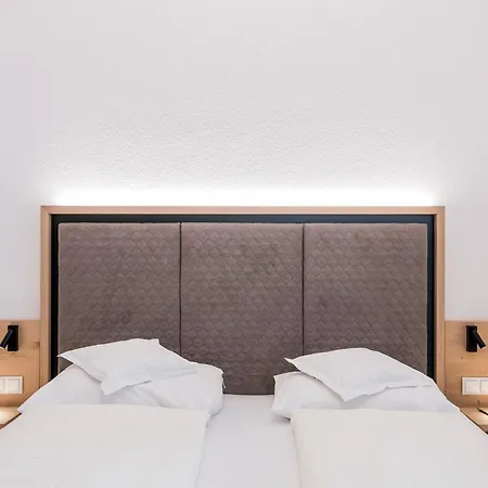 Hotel Sterzinger Moos-3