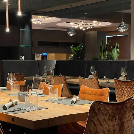 Hotel Alpina-3