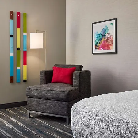 Hampton Inn Massillon-3