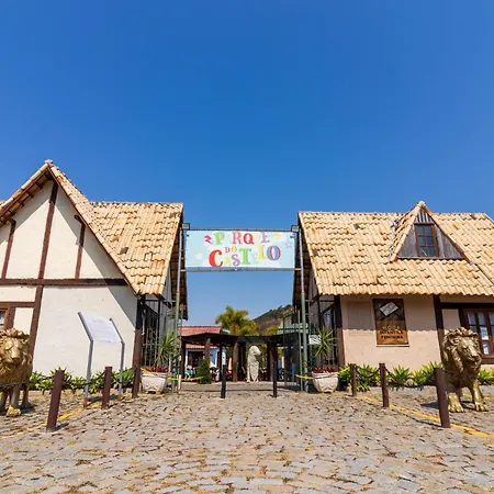 Castelo De Itaipava - Hotel, Eventos E Gastronomia-2