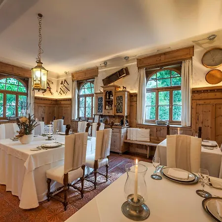 Schlosswirt Forst-3
