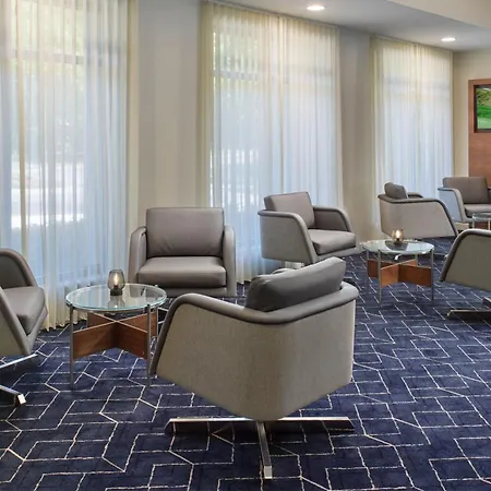 Courtyard By Marriott Charlottesville-2