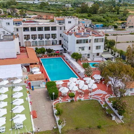 International Resort-2