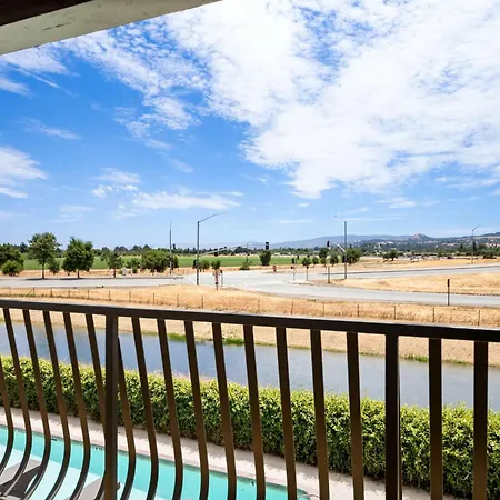 Hampton Inn Morgan Hill-2