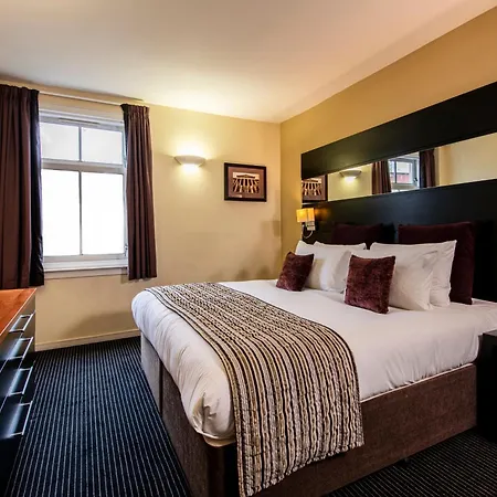Fraser Suites Glasgow-2