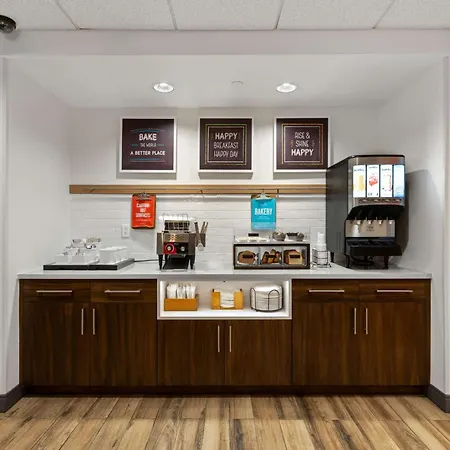 Hampton Inn & Suites Lake George-3