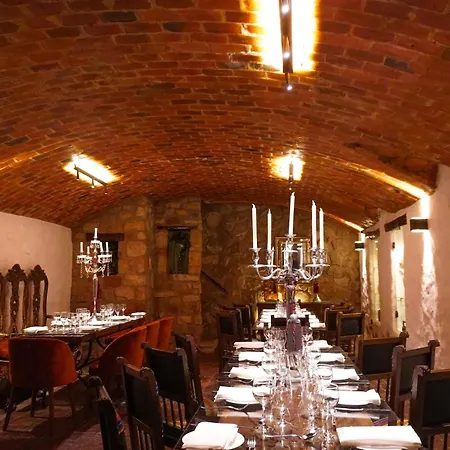 Parador Santa Maria La Real-2