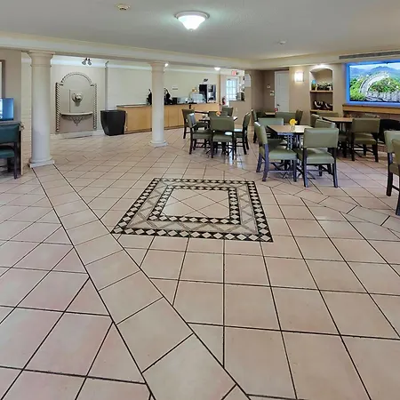 Travelodge By Wyndham Amarillo West Medical Center-2