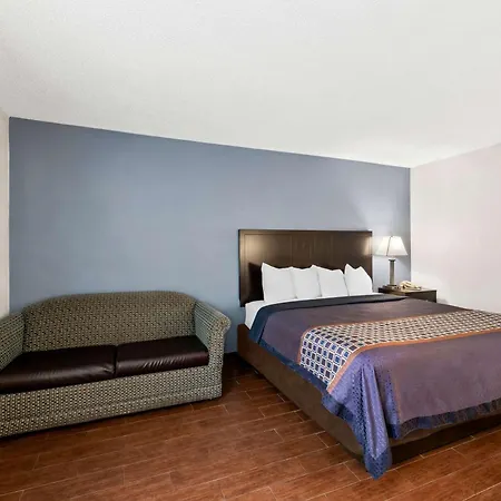 Surestay Plus Hotel By Best Western Lubbock Medical Center-2