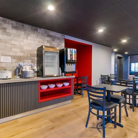 Spot X Hotel Tampa - Wesley Chapel By The Red Collection-2