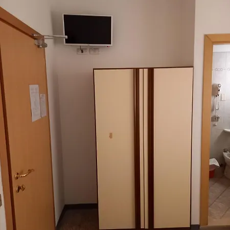 Hotel Serafini-2