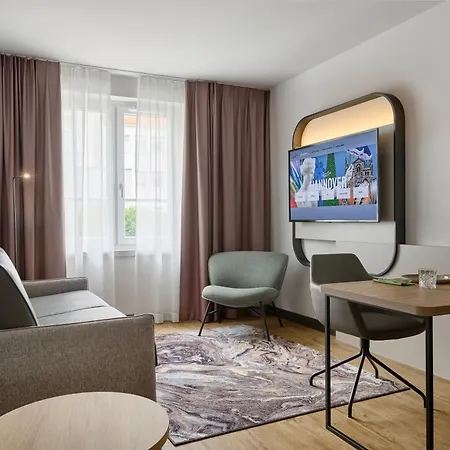 June Six Hotel Hannover City-3