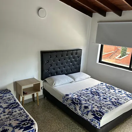 Hotel Urbano 70-2