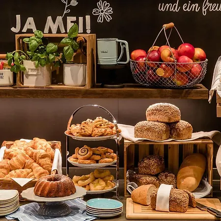 Motel One Nürnberg-Plärrer-3