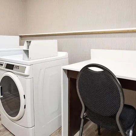 Hampton Inn Clinton-3