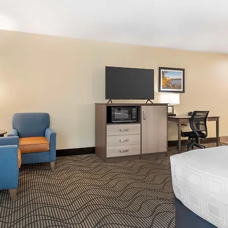 Best Western Plus Heritage Inn-2