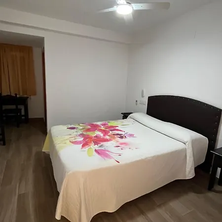 Hotel Mesón del Moro-2