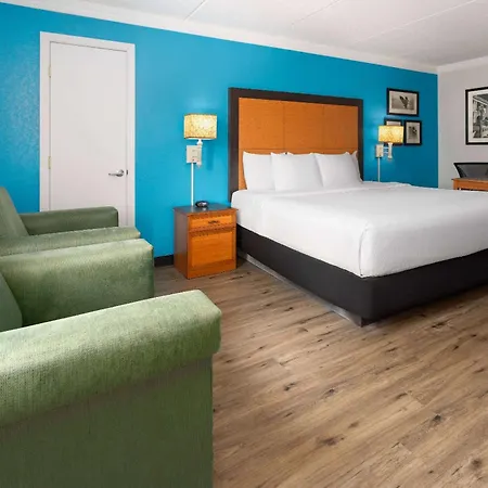 La Quinta Inn By Wyndham Pittsburgh Airport-3