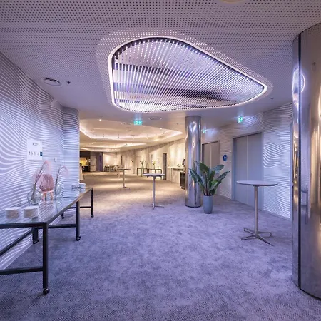 Park Inn By Radisson Amsterdam City West-3