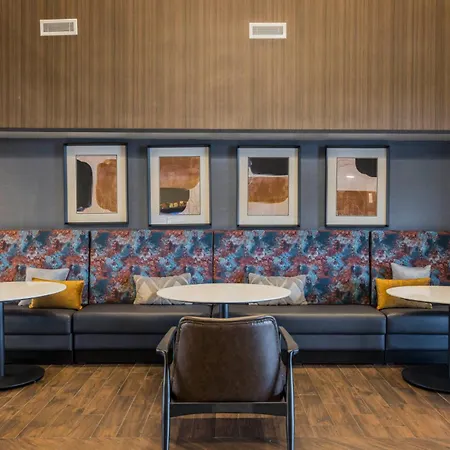 Four Points By Sheraton Columbus-Polaris-3