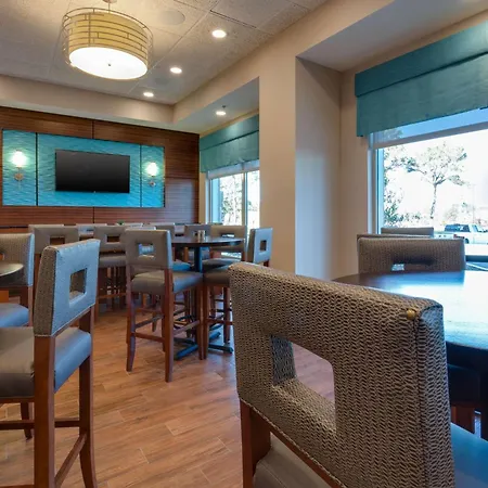 Drury Inn & Suites Gainesville-2
