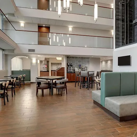 Drury Inn & Suites Cape Girardeau-2