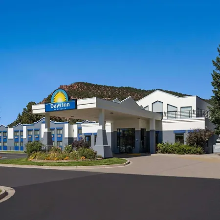 Days Inn By Wyndham Carbondale-3
