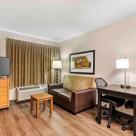 Extended Stay America Suites - Cincinnati - Blue Ash - Reed Hartman-3