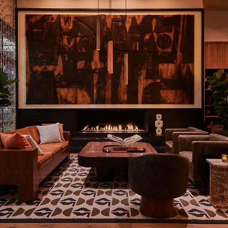Hollywood Volume, A Tribute Portfolio Hotel-3