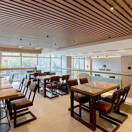 Hotel Dix-2
