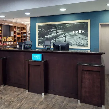 Hampton Inn & Suites Savannah - I-95 South - Gateway-2
