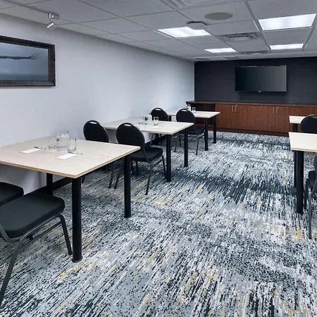 Towneplace Suites By Marriott Red Deer-3